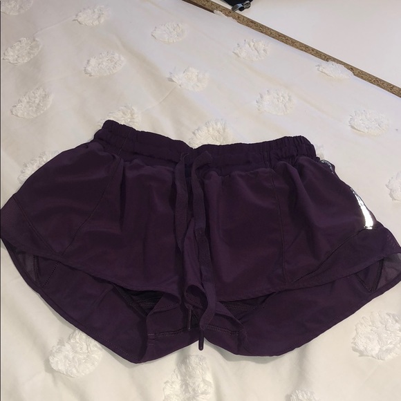 lululemon athletica Pants - lululemon shorts size 4